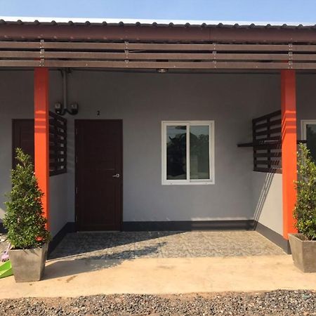 เอ็นพี เดอะปาย ห้องพักนครสวรรค์ Extérieur photo